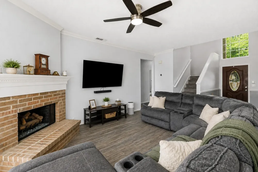 2112 Loon Lake Road Denton, TX 76210