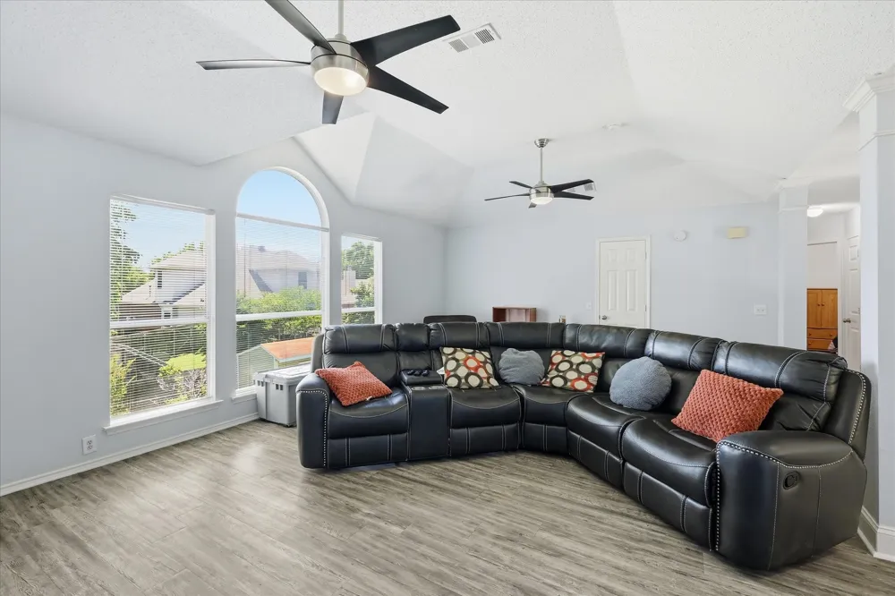 2112 Loon Lake Road Denton, TX 76210