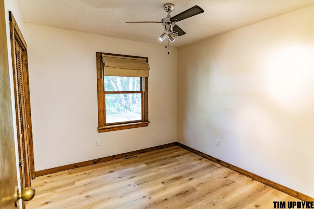 16661 152nd Avenue Spring Lake, MI 49456