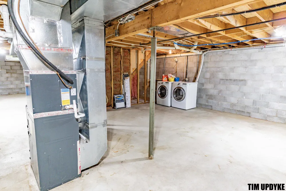 16661 152nd Avenue Spring Lake, MI 49456