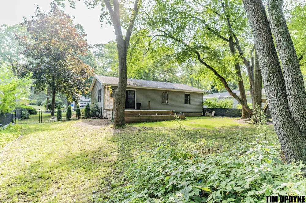 16661 152nd Avenue Spring Lake, MI 49456