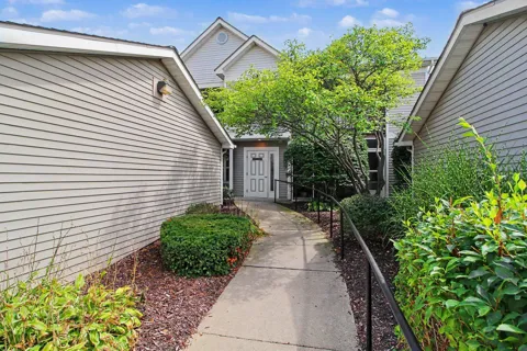 1579 Oakfield Drive