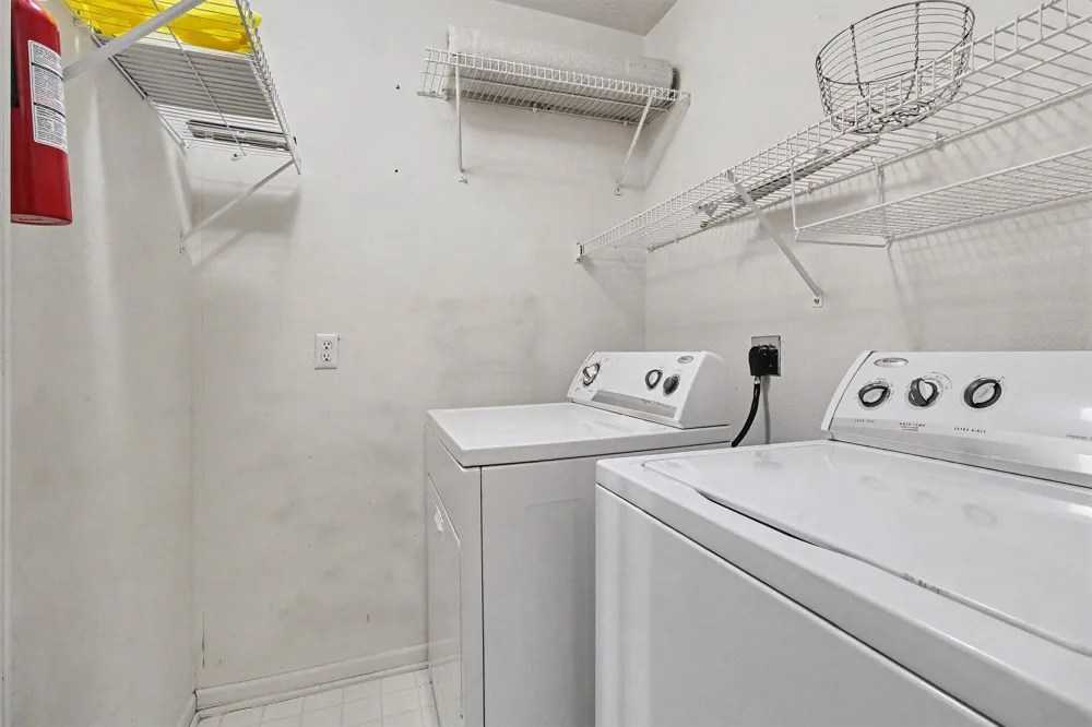 1579 Oakfield Drive Ann Arbor, MI 48108