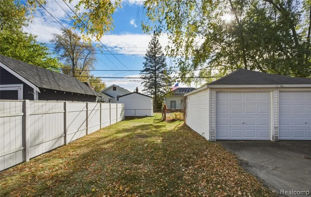 240 E Marshall Street Ferndale City, MI 48220
