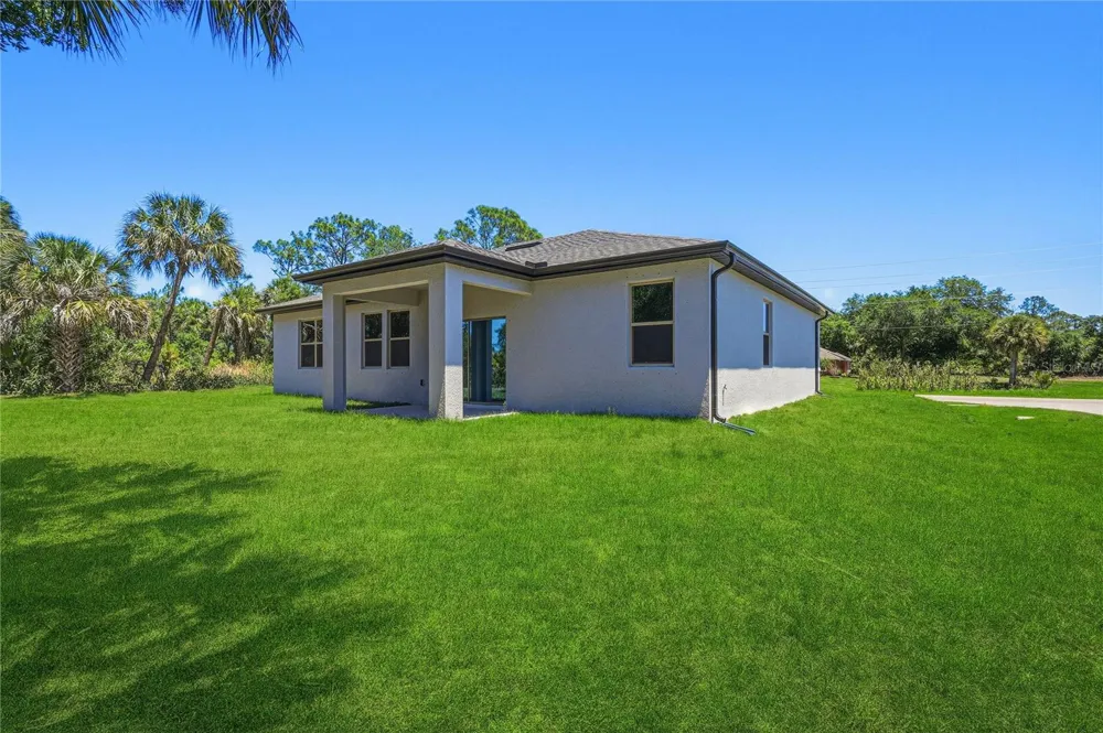 1459 CHAMBERLAIN BOULEVARD North Port, FL 34286