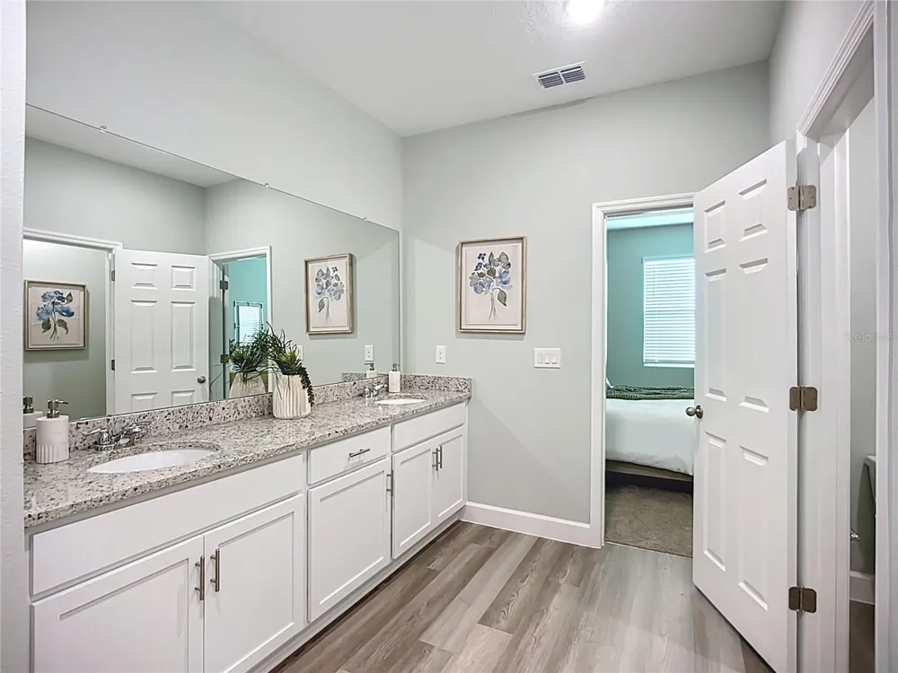 1459 CHAMBERLAIN BOULEVARD North Port, FL 34286