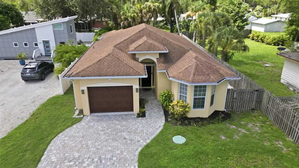 1816 RITA STREET Sarasota, FL 34231