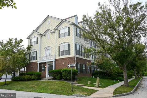 1910 CAVALIER LANE