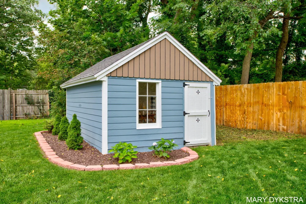 1718 Summit Street Holland, MI 49423