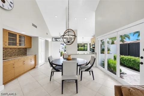 Bay Villas Lane