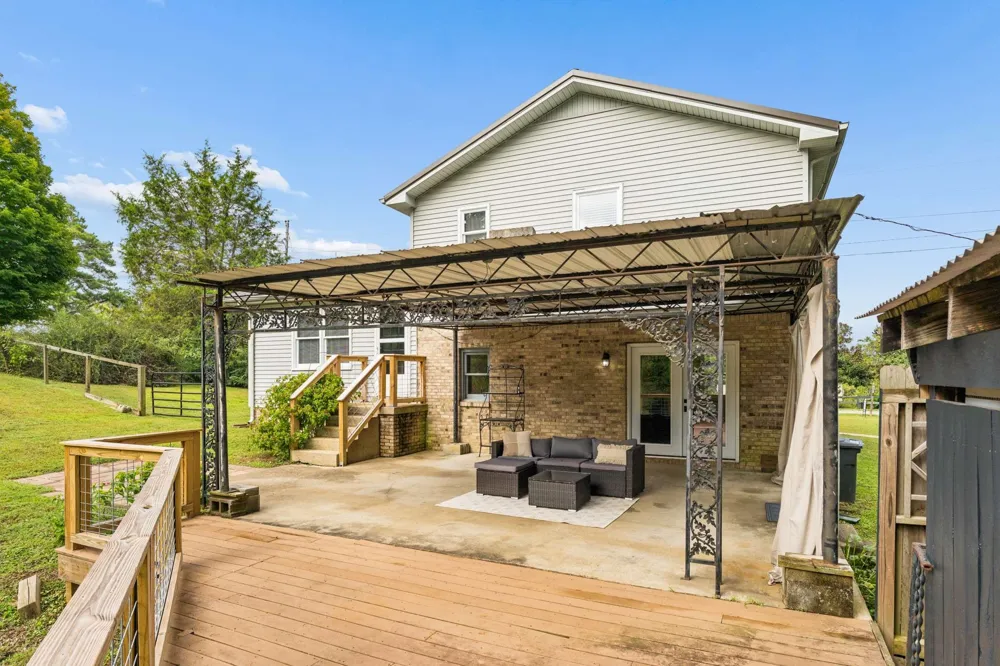 9900 Ed Lyell Rd Lyles, TN 37098