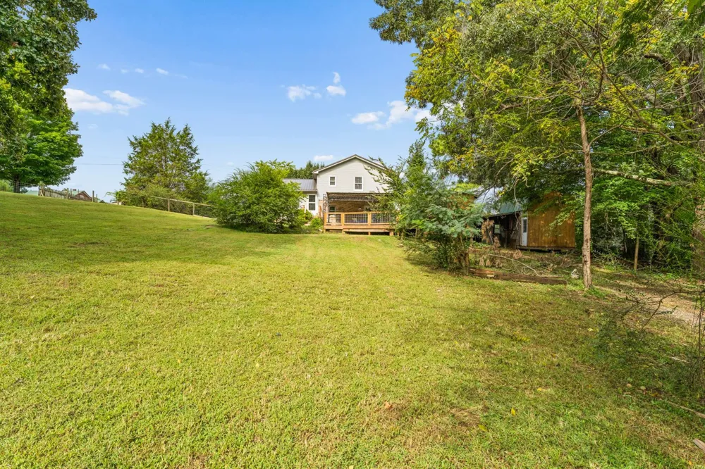 9900 Ed Lyell Rd Lyles, TN 37098