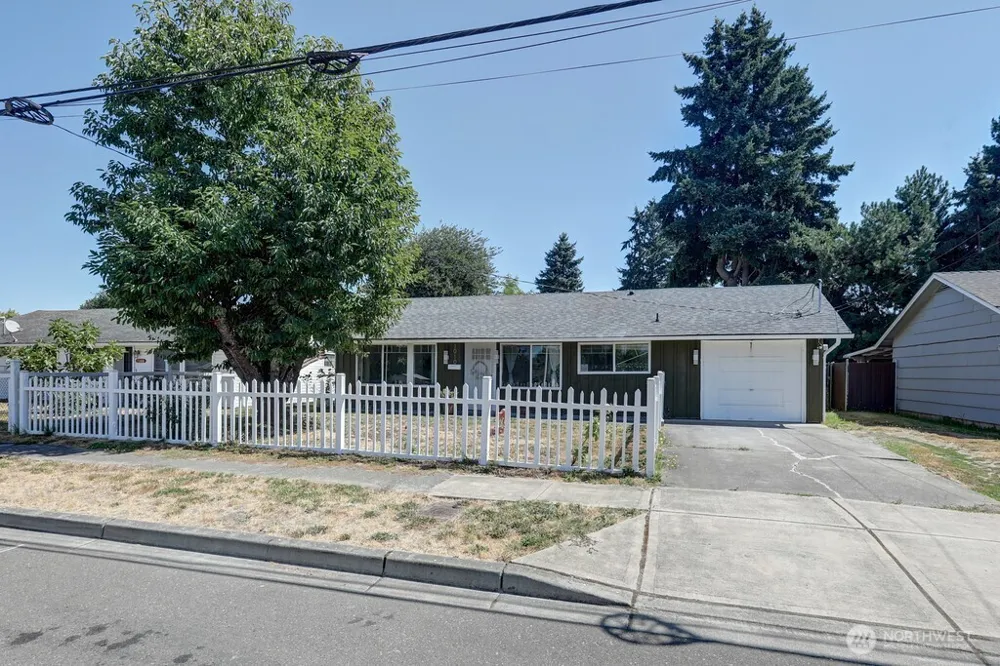 1010 D STREET SE Auburn, WA 98002