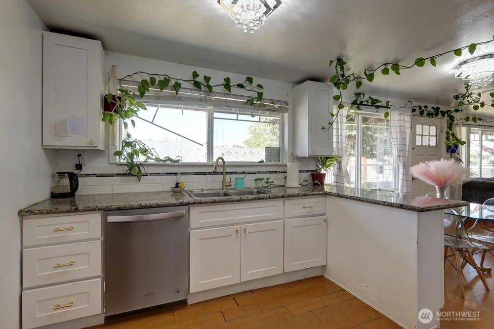 1010 D STREET SE Auburn, WA 98002
