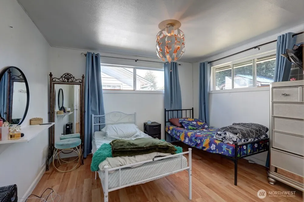 1010 D STREET SE Auburn, WA 98002