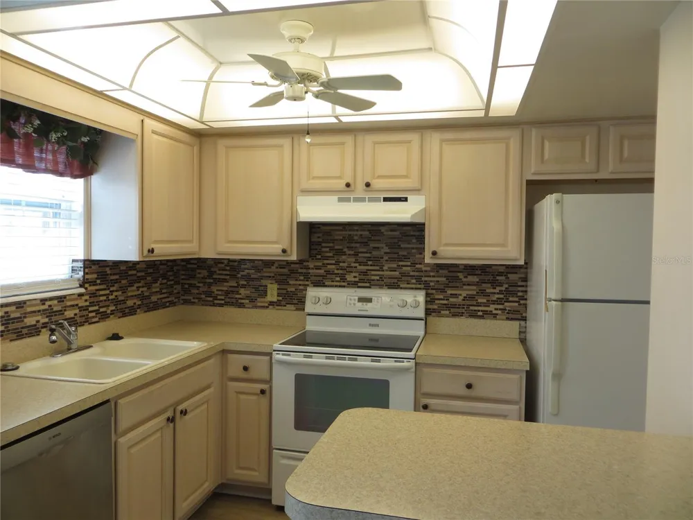 1500 GAY ROAD #25B Winter Park, FL 32789