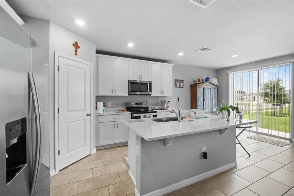 1502 BRANCHWOOD LANE Auburndale, FL 33823