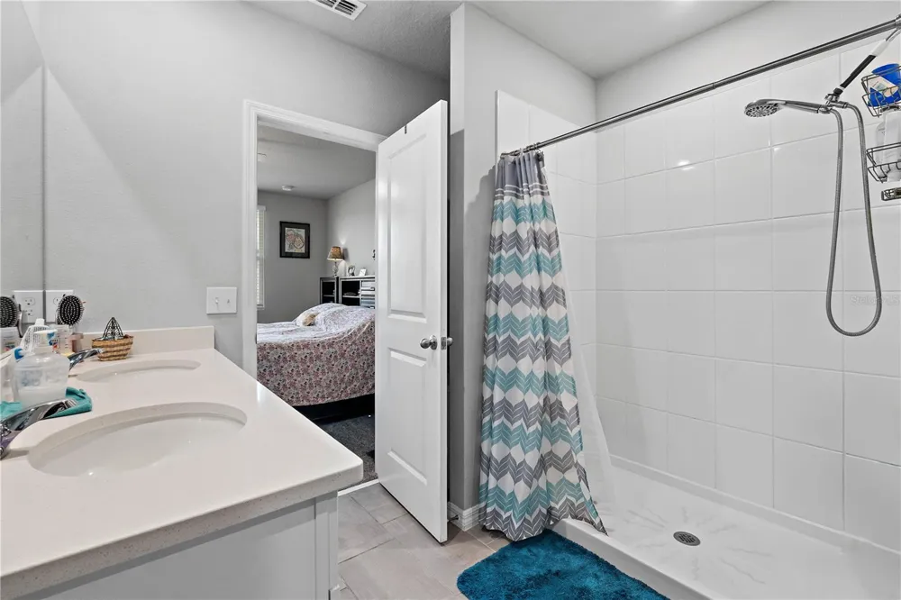 1502 BRANCHWOOD LANE Auburndale, FL 33823
