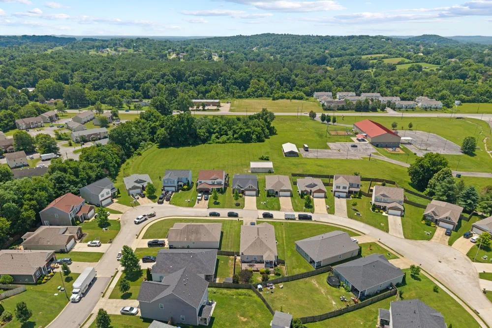 676 Prominence Rd Columbia, TN 38401