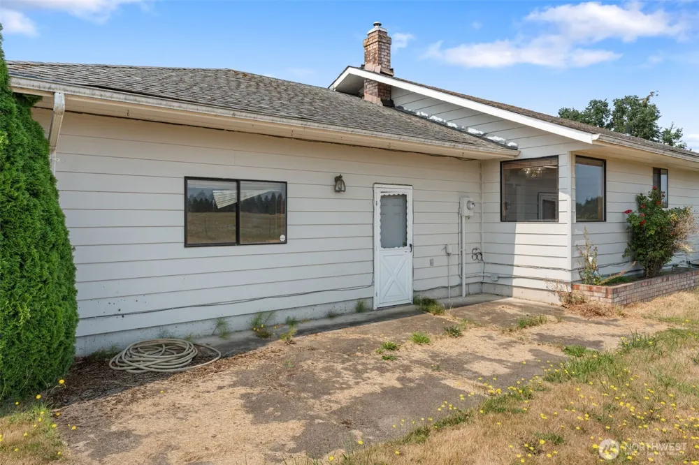 117 Plomondon Road Toledo, WA 98591