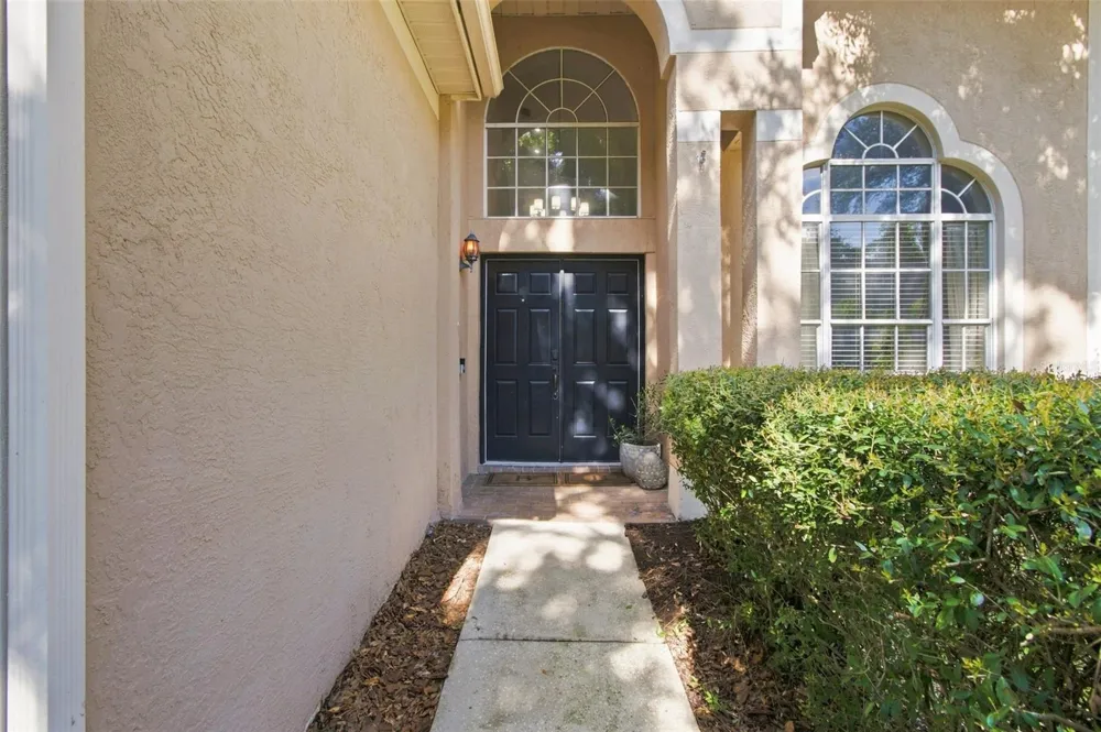 17708 LONG RIDGE ROAD Tampa, FL 33647