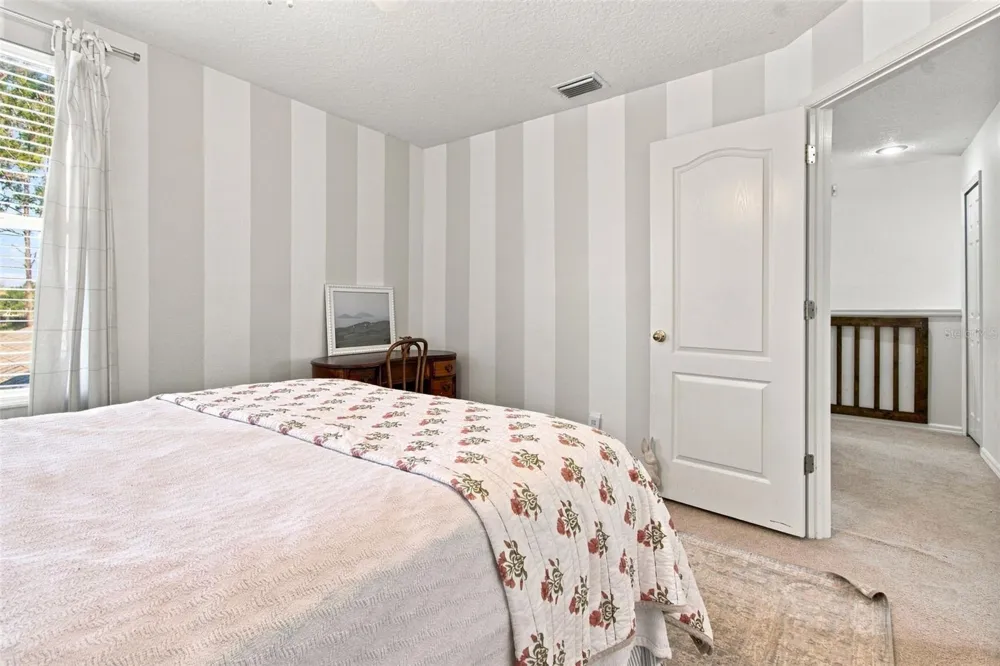17708 LONG RIDGE ROAD Tampa, FL 33647