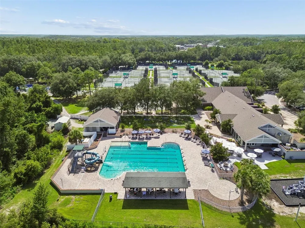17708 LONG RIDGE ROAD Tampa, FL 33647