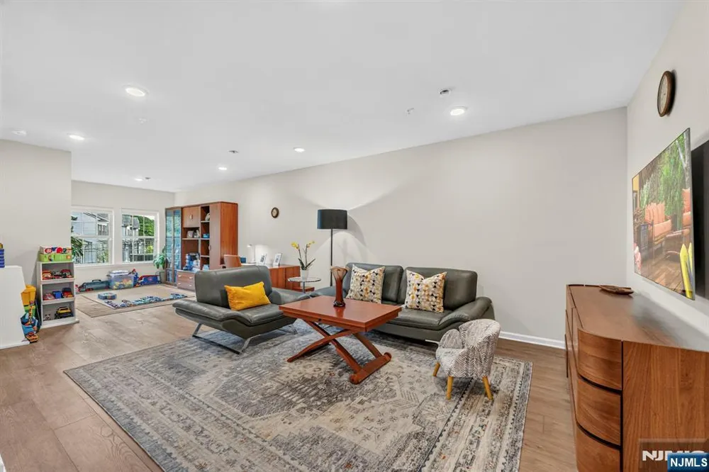 40 General Winds Way Denville Township, NJ 07834