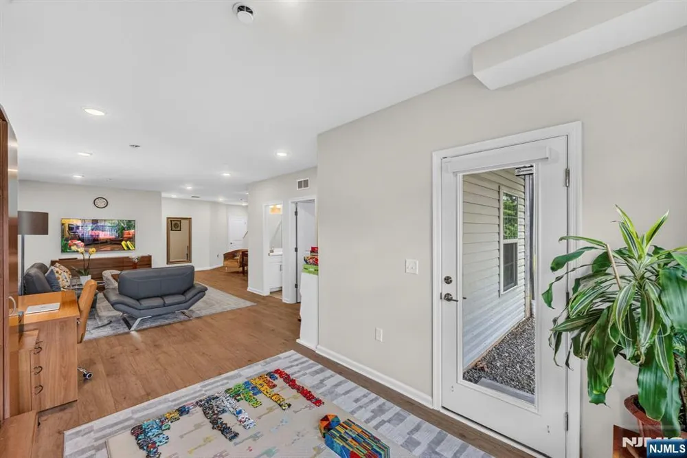 40 General Winds Way Denville Township, NJ 07834