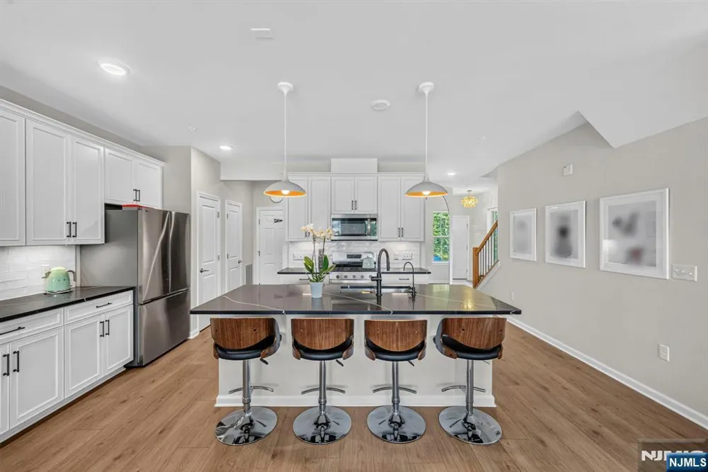 40 General Winds Way Denville Township, NJ 07834