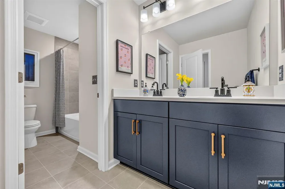 40 General Winds Way Denville Township, NJ 07834