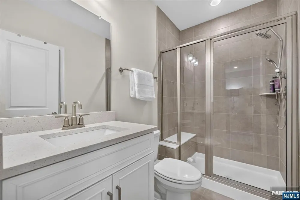 40 General Winds Way Denville Township, NJ 07834