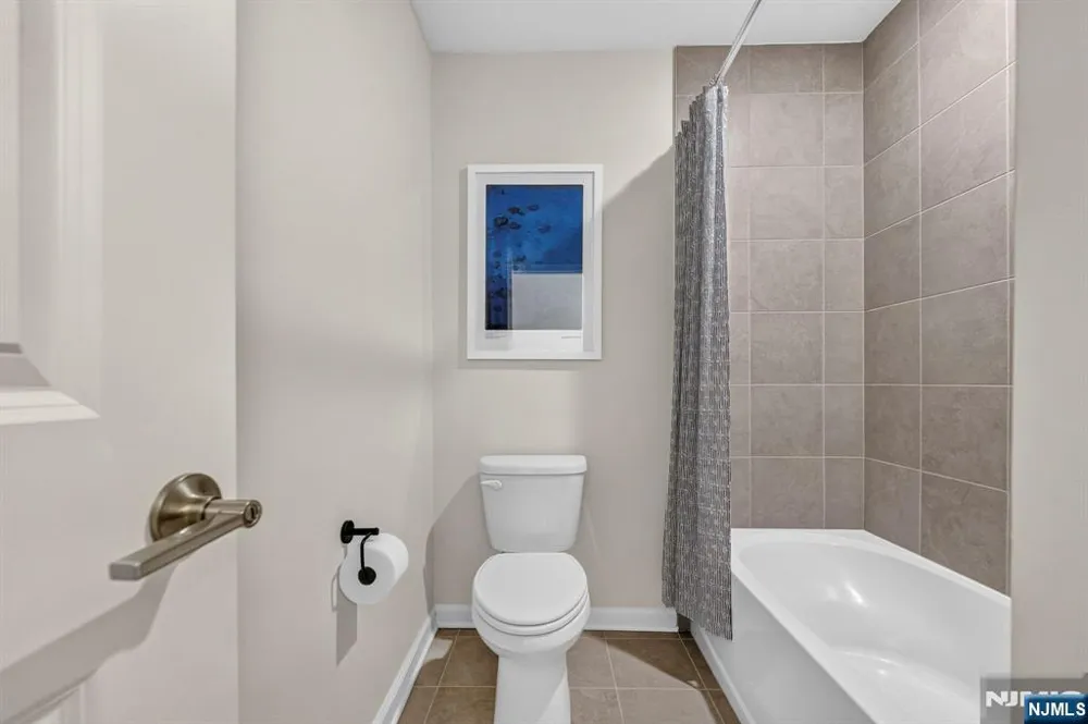 40 General Winds Way Denville Township, NJ 07834