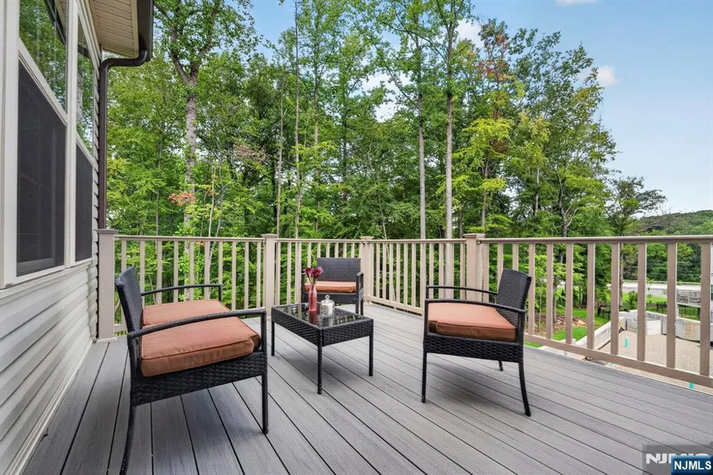 40 General Winds Way Denville Township, NJ 07834