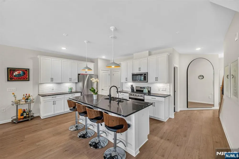 40 General Winds Way Denville Township, NJ 07834