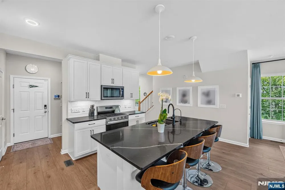 40 General Winds Way Denville Township, NJ 07834