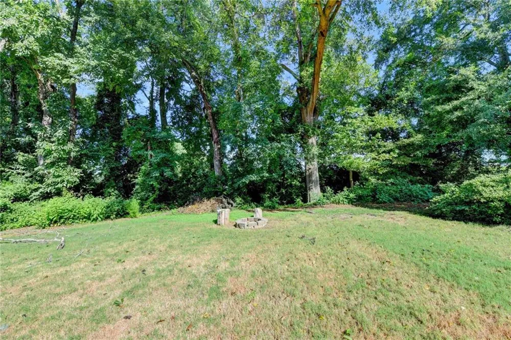611 Iris Lane Winder, GA 30680