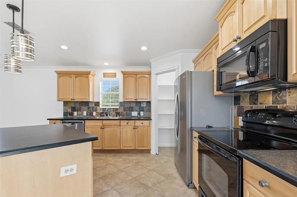 633 Rose Garden Drive #2 McKinney, TX 75072