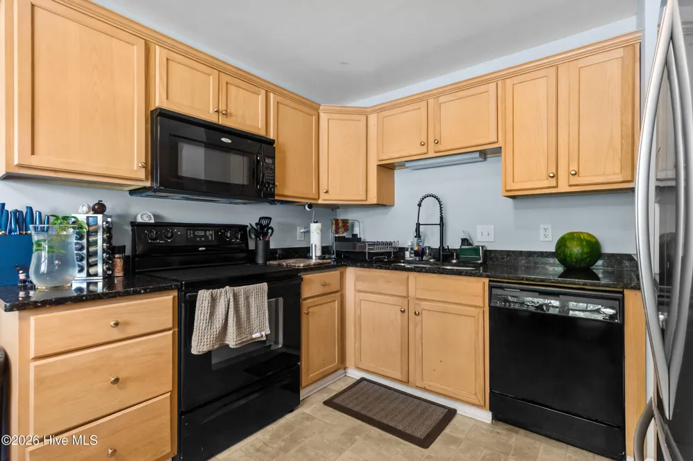 1403 Pirates Landing Drive Beaufort, NC 28516