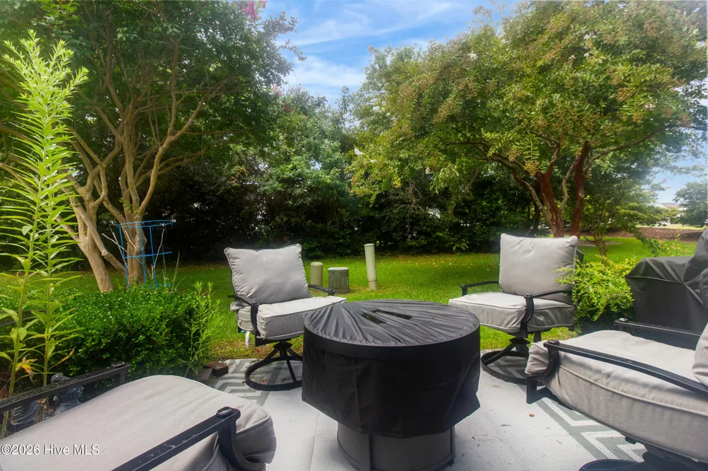 1403 Pirates Landing Drive Beaufort, NC 28516