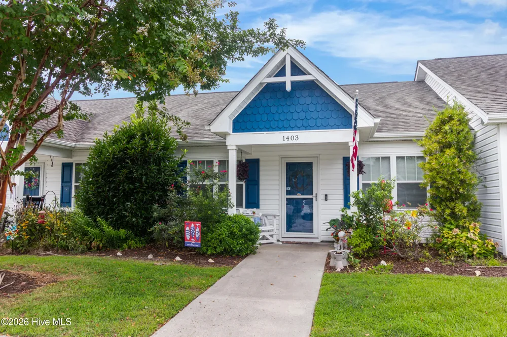 1403 Pirates Landing Drive Beaufort, NC 28516