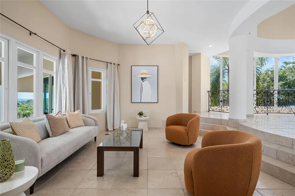 44 COCOLOBA STREET #44 Humacao, PR 00791