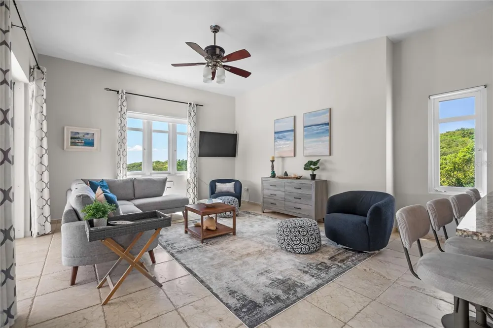 44 COCOLOBA STREET #44 Humacao, PR 00791