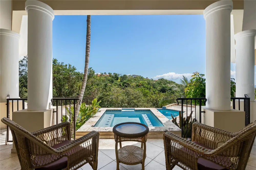 44 COCOLOBA STREET #44 Humacao, PR 00791