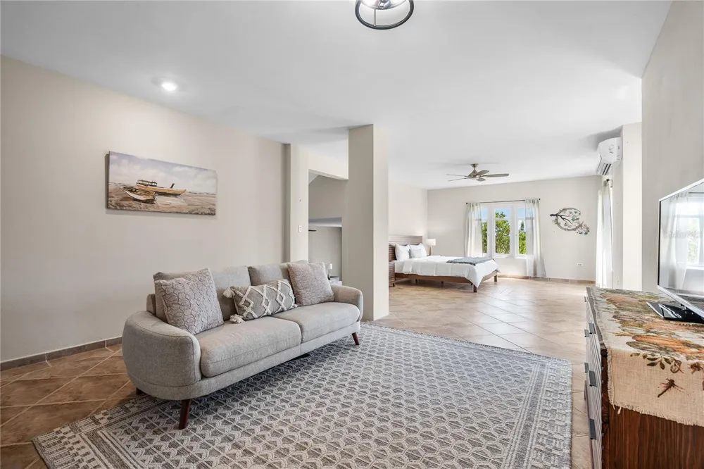 44 COCOLOBA STREET #44 Humacao, PR 00791