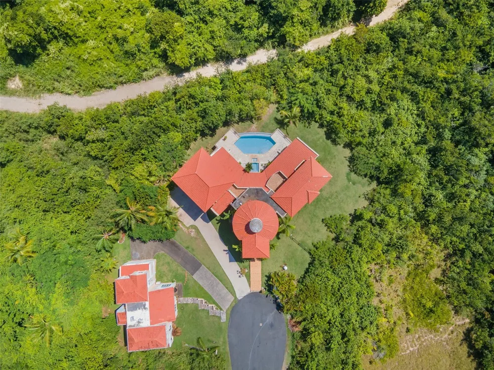 44 COCOLOBA STREET #44 Humacao, PR 00791