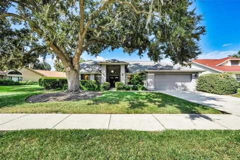 802 CENTERWOOD DRIVE