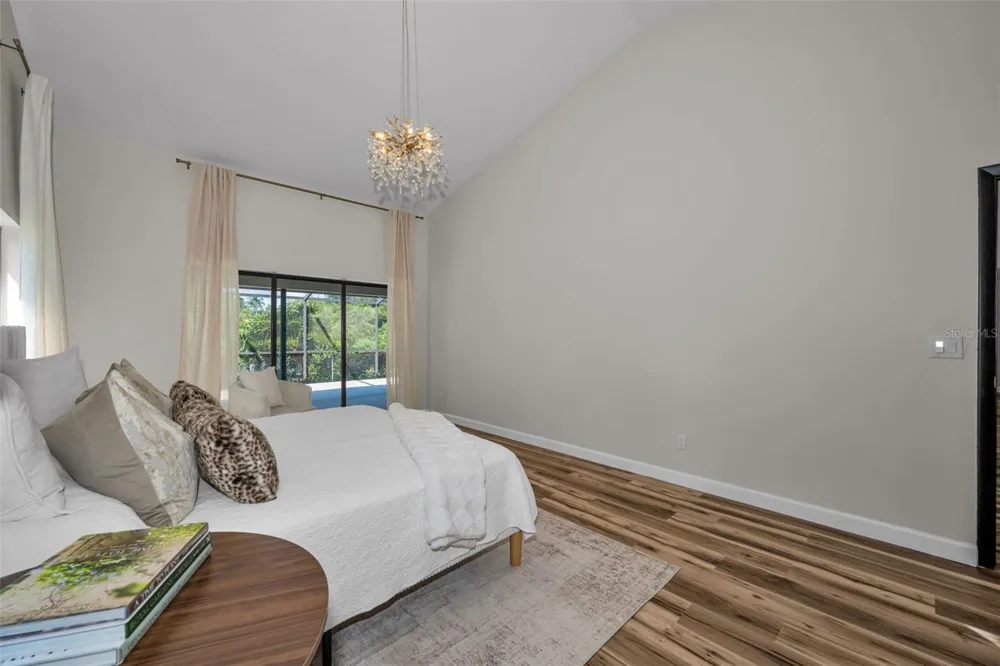 802 CENTERWOOD DRIVE Tarpon Springs, FL 34688