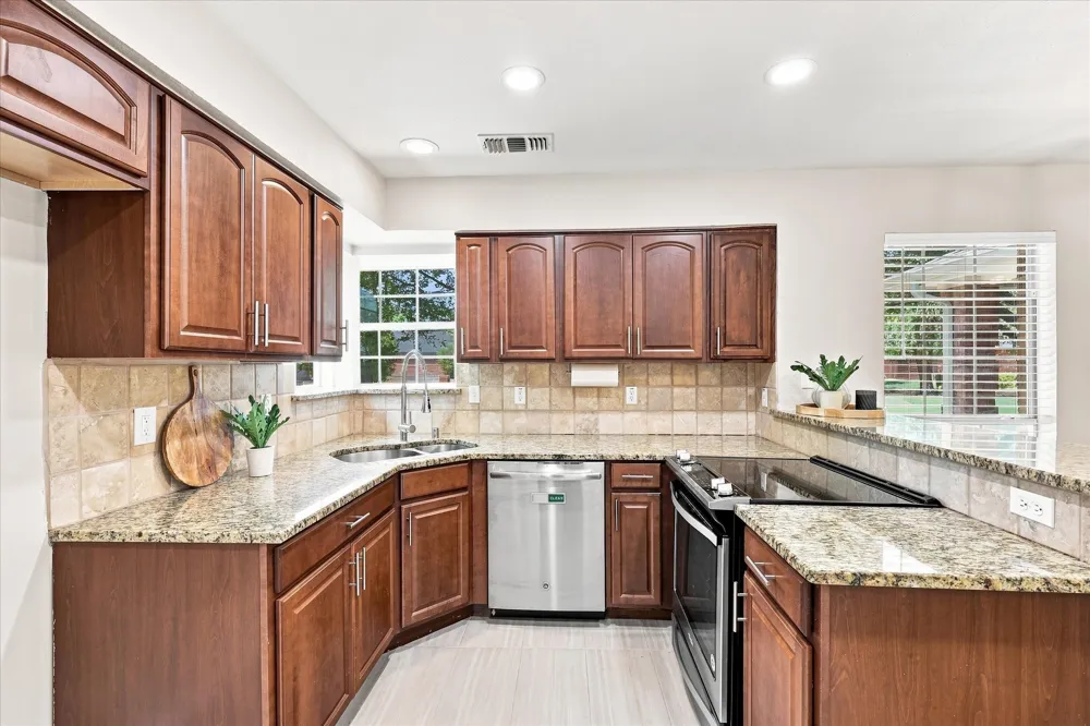6905 Scott Court Sachse, TX 75048