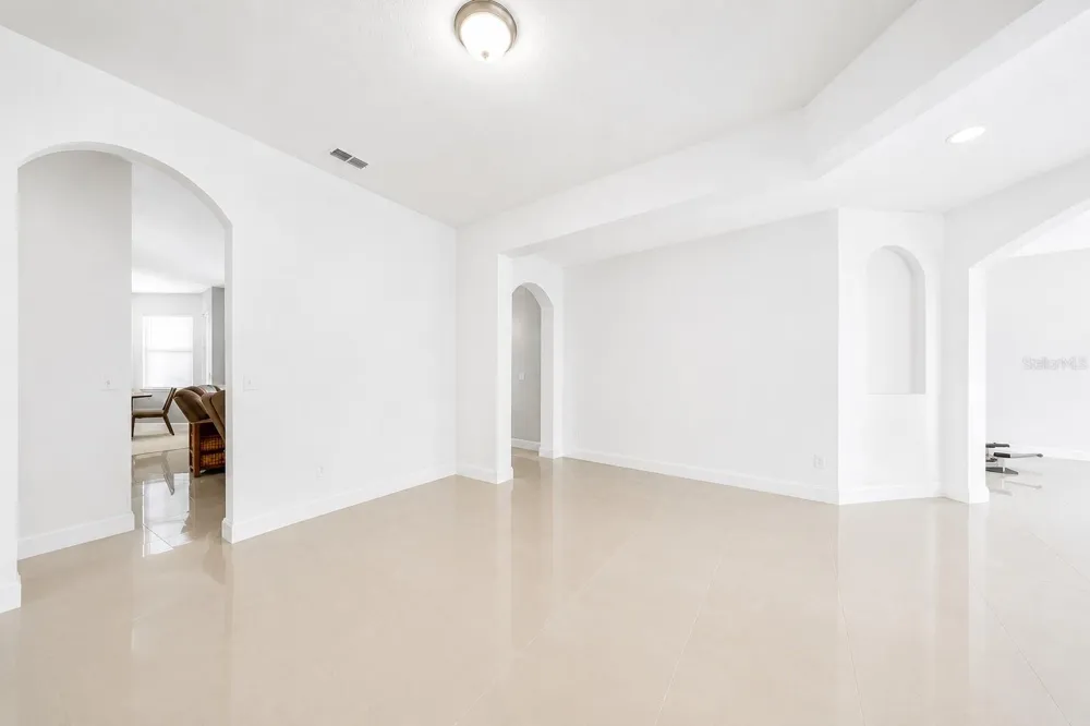 909 SUMMIT ASH COURT Deland, FL 32724